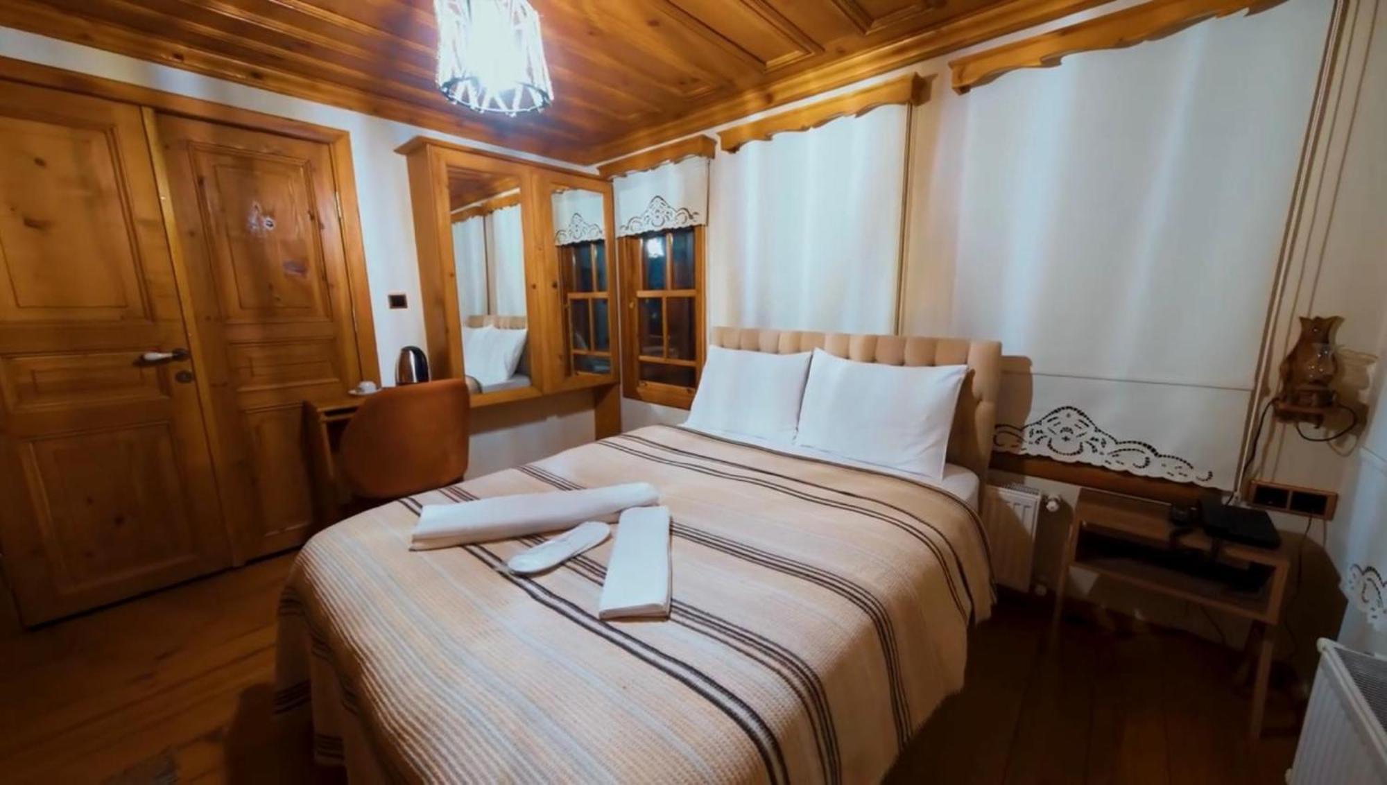 Utku Konagi Bed and Breakfast Μπαρτίν Εξωτερικό φωτογραφία