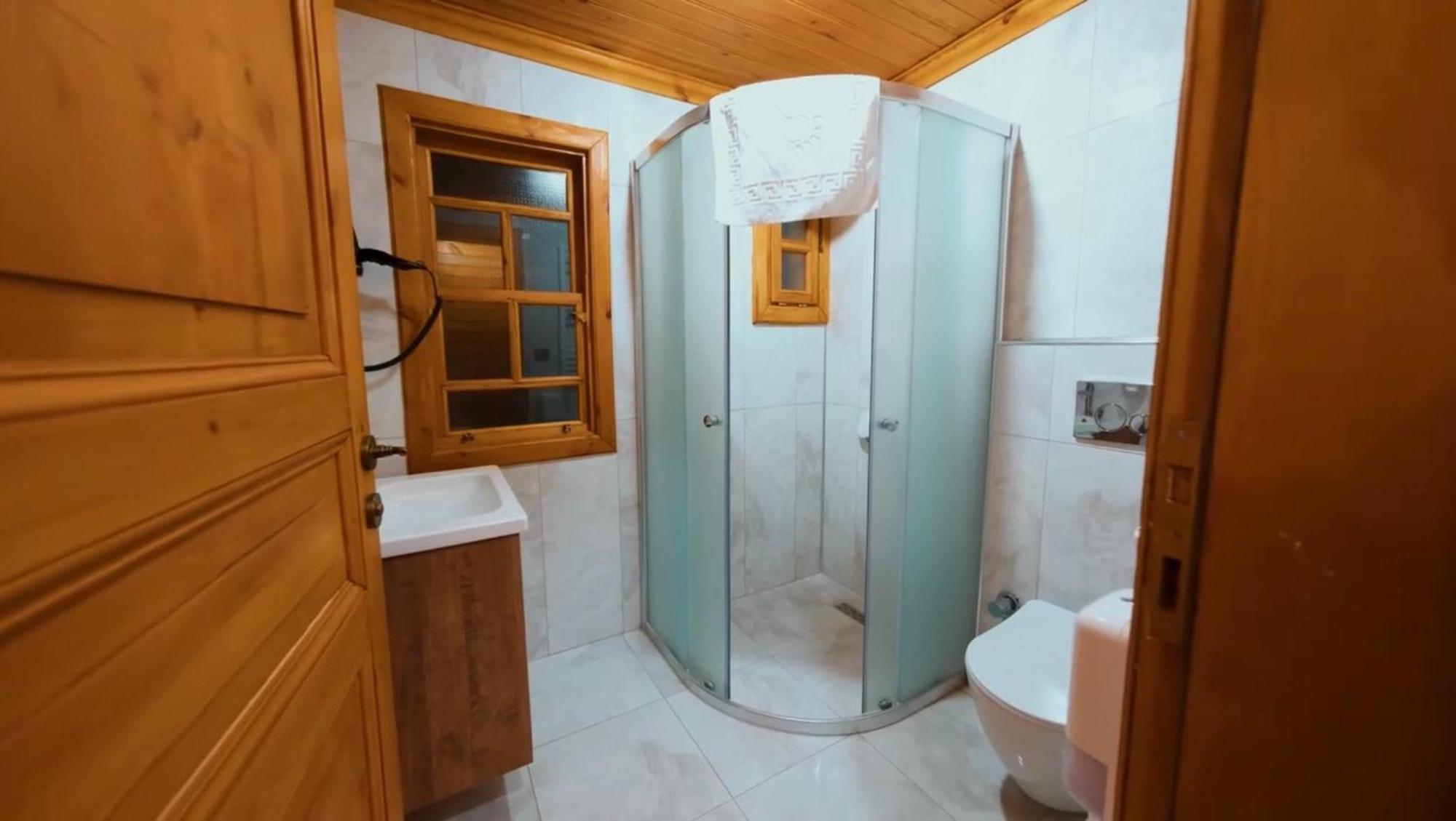 Utku Konagi Bed and Breakfast Μπαρτίν Εξωτερικό φωτογραφία